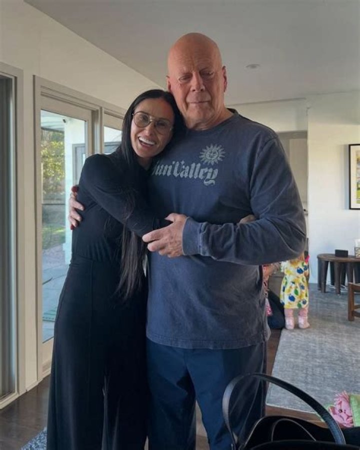 Eva LaRue Net Worth 2024, Age, Height, Bio, Birthday, Wiki!