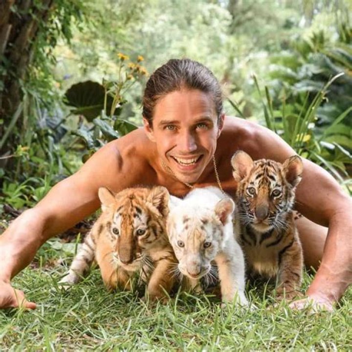 EXPLORE Kody Antle Wiki, Bio, Age, Height, Married, Wife, Instagram, Tik Tok, Net Worth!!