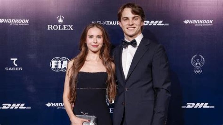 F2: Who Is Oscar Piastri Girlfriend? Everything On His Family And More