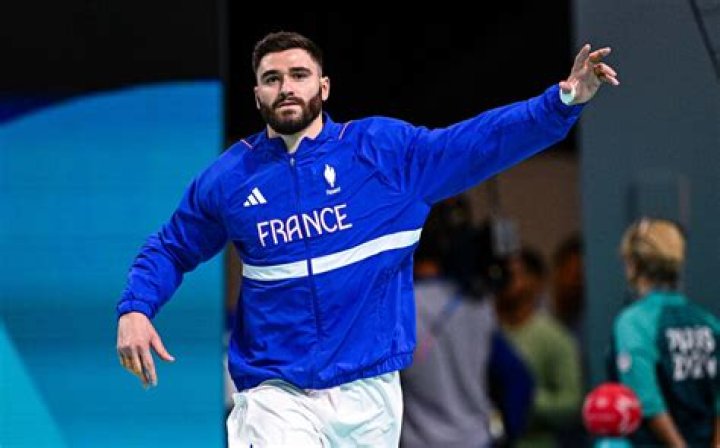 Fabregas Net Worth, Age, Height, Bio, Birthday, Wiki!