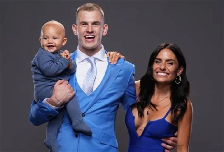 Facts To Know About Hunter Strickland’s Wife Shelley Strickland