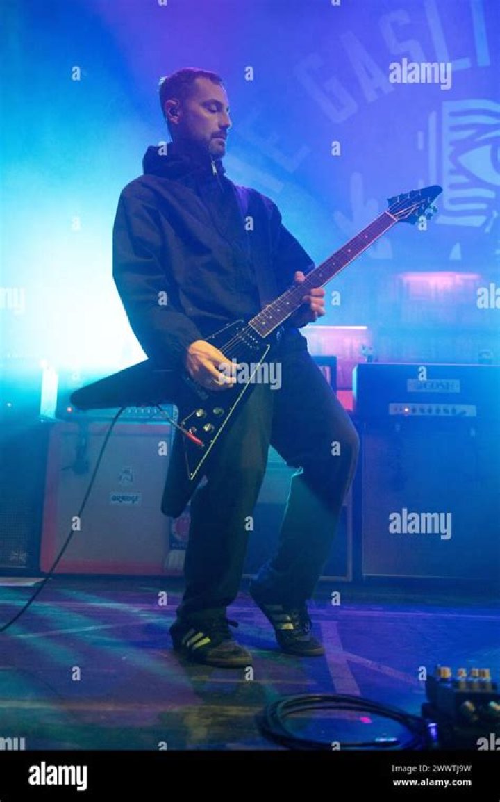 Fame | Alex Rosamilia net worth and salary income estimation Apr, 2024