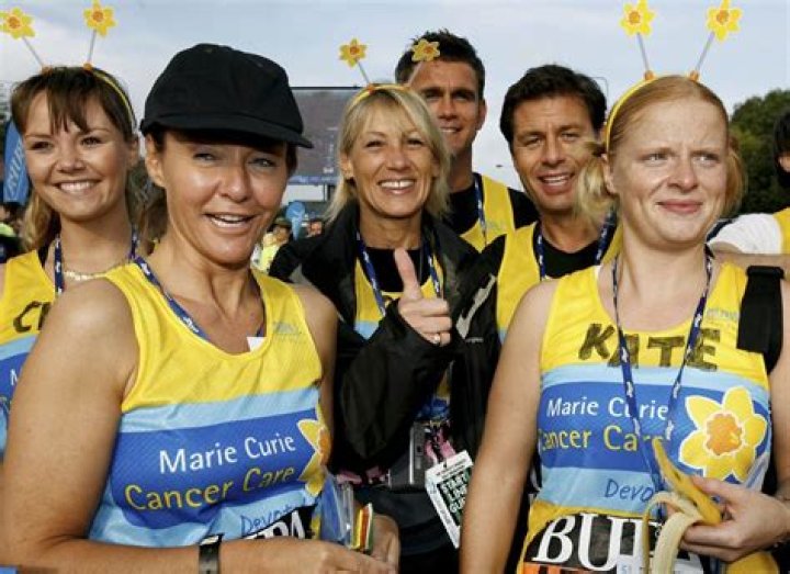 Fame | Amanda Burton net worth and salary income estimation Jan, 2024