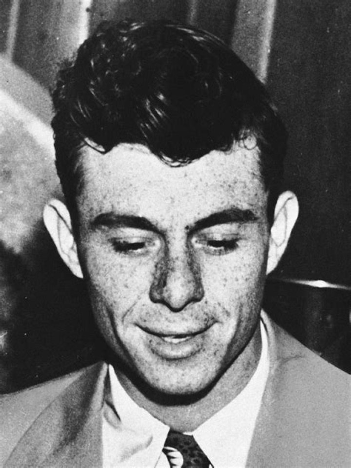 Fame | Carl 'Alfalfa' Switzer net worth and salary income estimation Apr, 2024