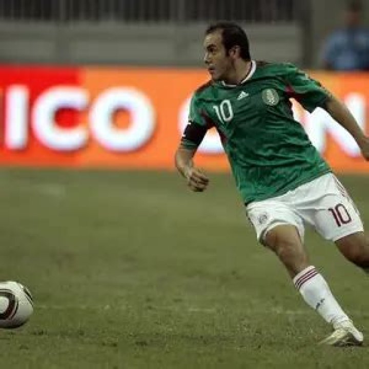 Fame | Cuauhtémoc Blanco net worth and salary income estimation Apr, 2024