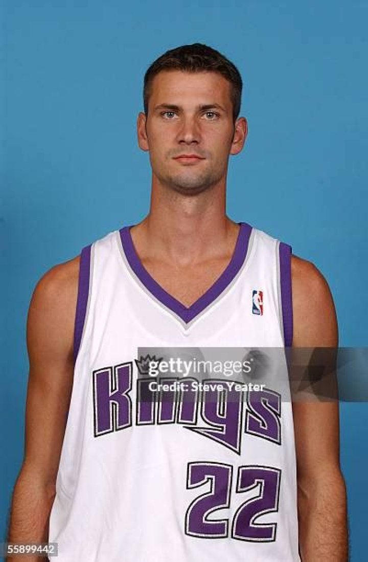 Fame | Dan Langhi net worth and salary income estimation Apr, 2024