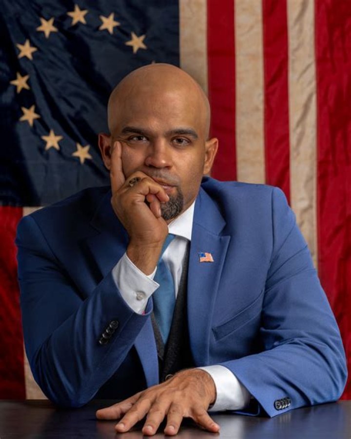 Fame | Enrique Tarrio net worth and salary income estimation Jan, 2024