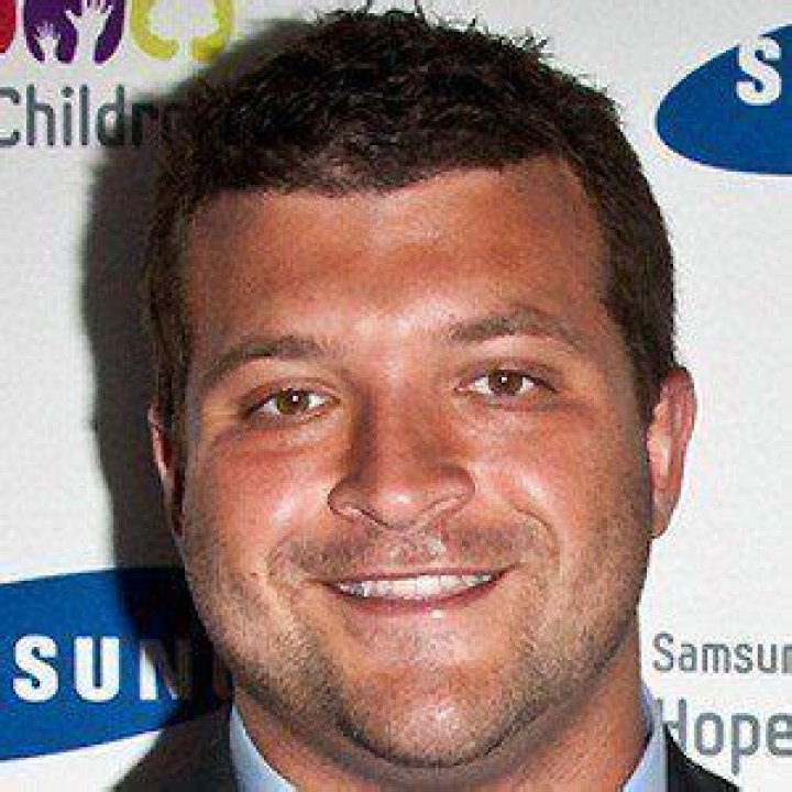 Fame | Henry Hynoski net worth and salary income estimation Jan, 2024