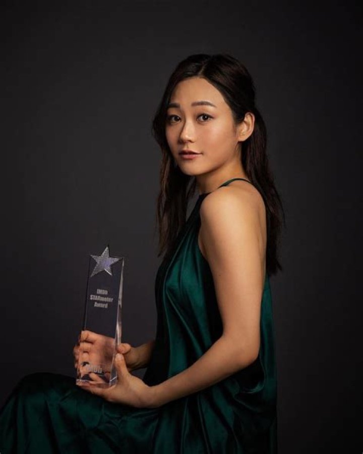 Fame | Karen Fukuhara net worth and salary income estimation Apr, 2024