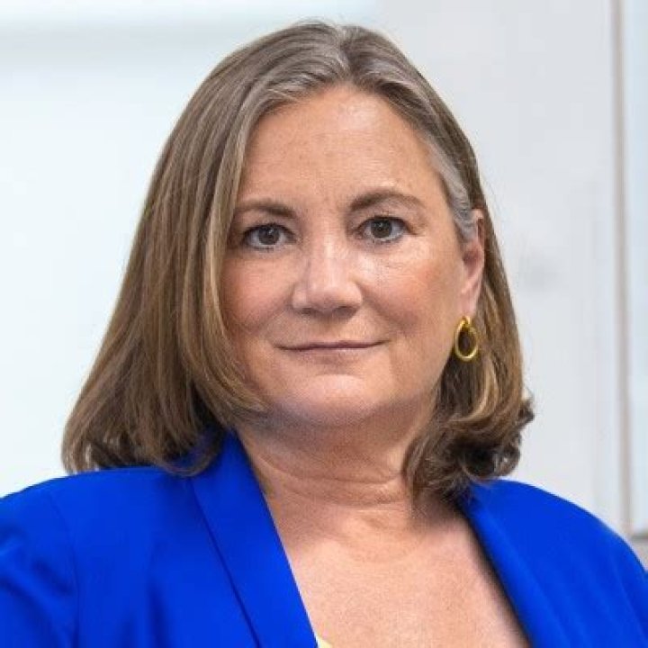 Fame | Laura Niklason net worth and salary income estimation Jan, 2024