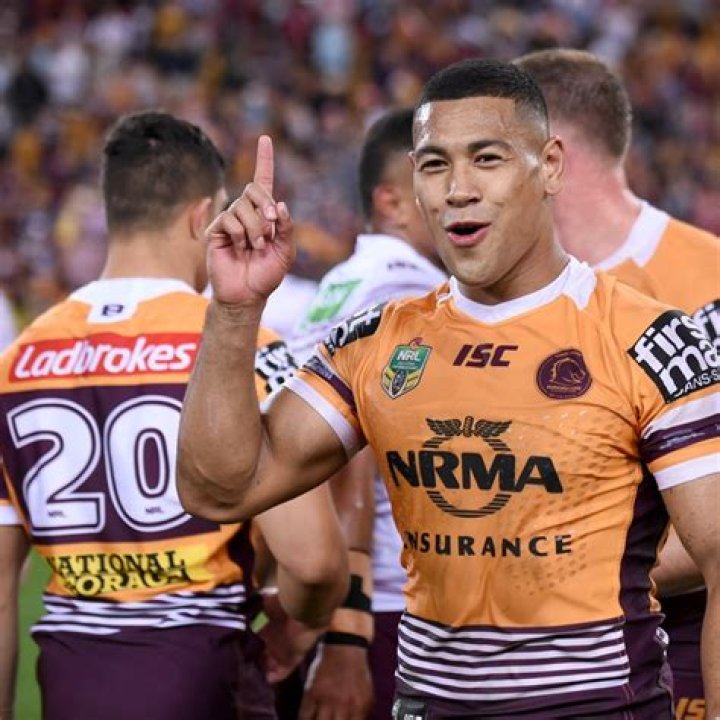 Fame | Mick Cronin (rugby league) net worth and salary income estimation Jan, 2024