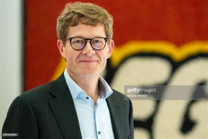 Fame | Niels Christiansen net worth and salary income estimation Mar, 2024