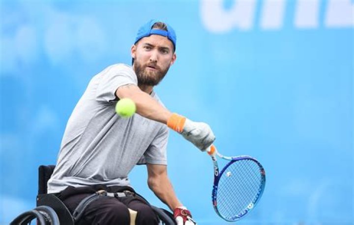 Fame | Robert Shaw (wheelchair tennis) net worth and salary income estimation Apr, 2024