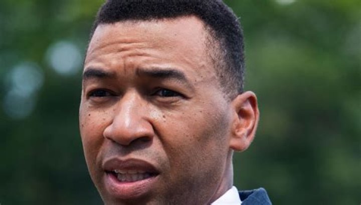 Fame | Steven Reed (mayor) net worth and salary income estimation Jan, 2024