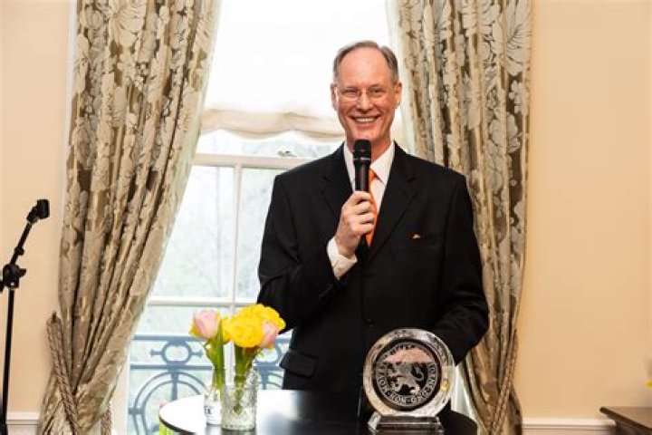 Fame | Stu Sjouwerman net worth and salary income estimation Apr, 2024