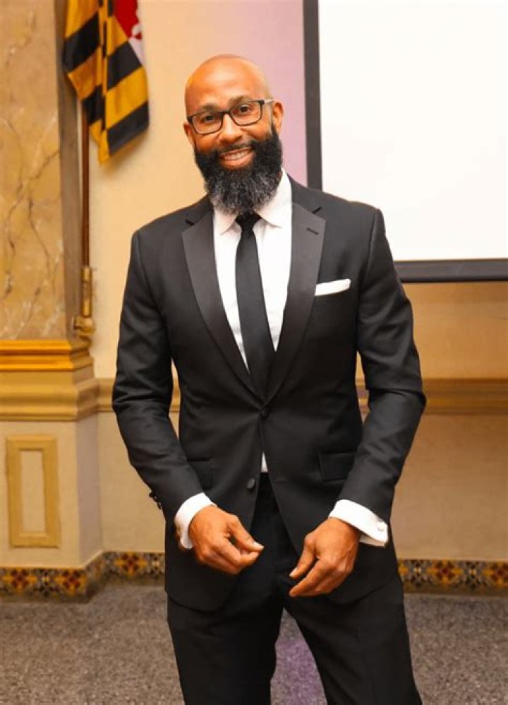 Fame | Walter Maxfield Jones net worth and salary income estimation Jan, 2024