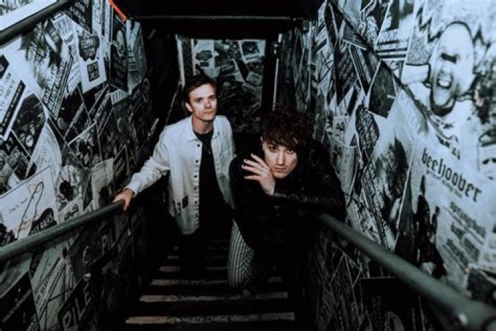 Fast Car to Florence release new single English Skin