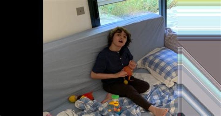 Fils Eglantine Emeyé