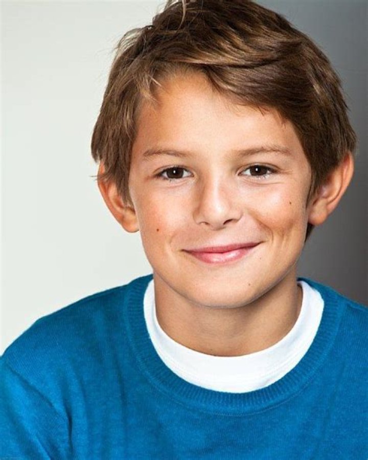 Finley Jacobsen - Net Worth, Age, Height, Birthday, Bio, Wiki!