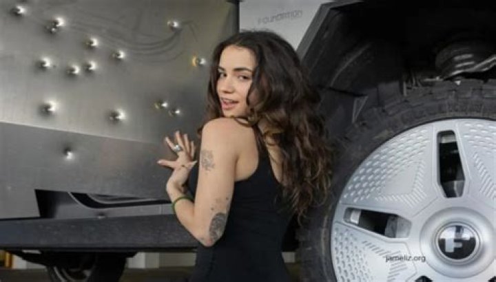 Florencia Benítez Net Worth, Age, Height, Bio, Birthday, Wiki!