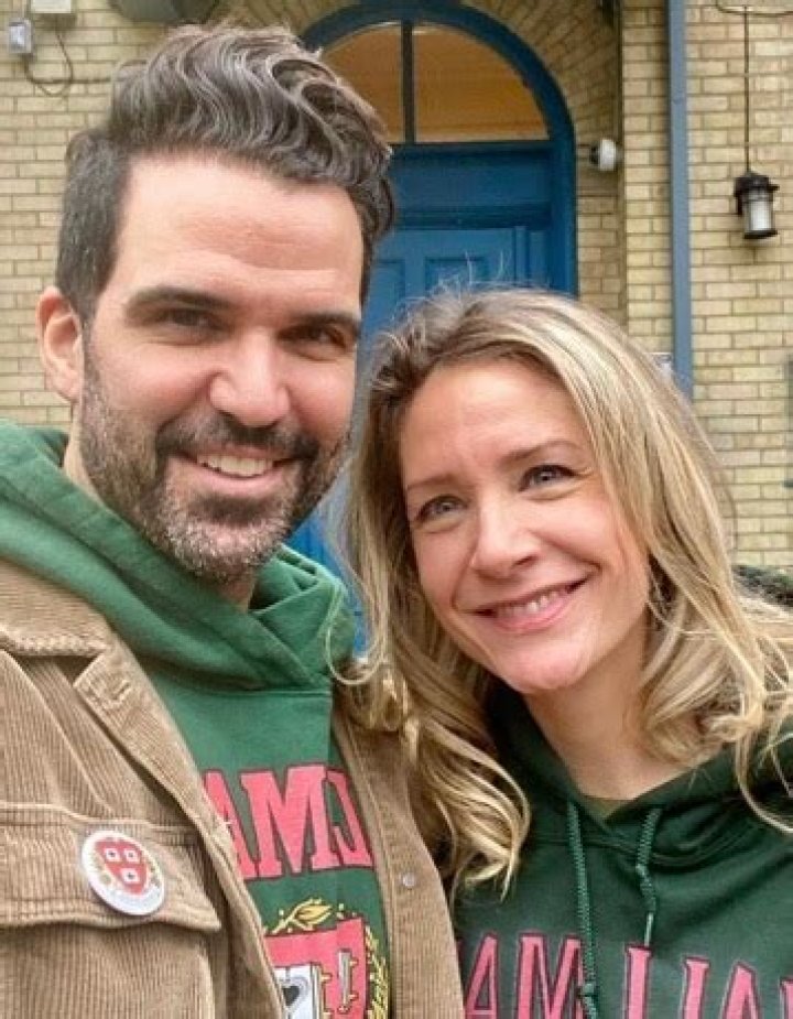 Gary Ayres Wife Family & Net worth: Is Gary Ayres Married?