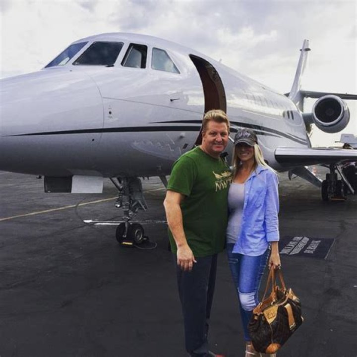Gary Levox’s Wife: Who is Gary Levox Dating?