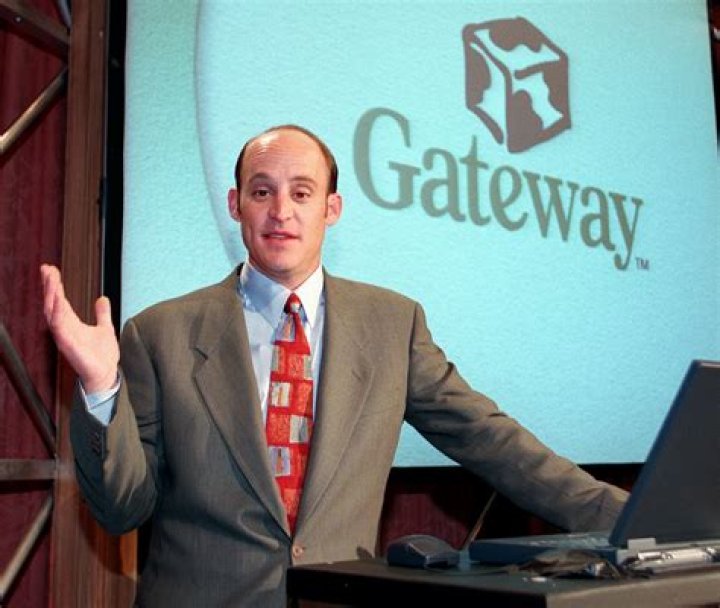 Genevieve Waite Net Worth, Age, Height, Bio, Birthday, Wiki!