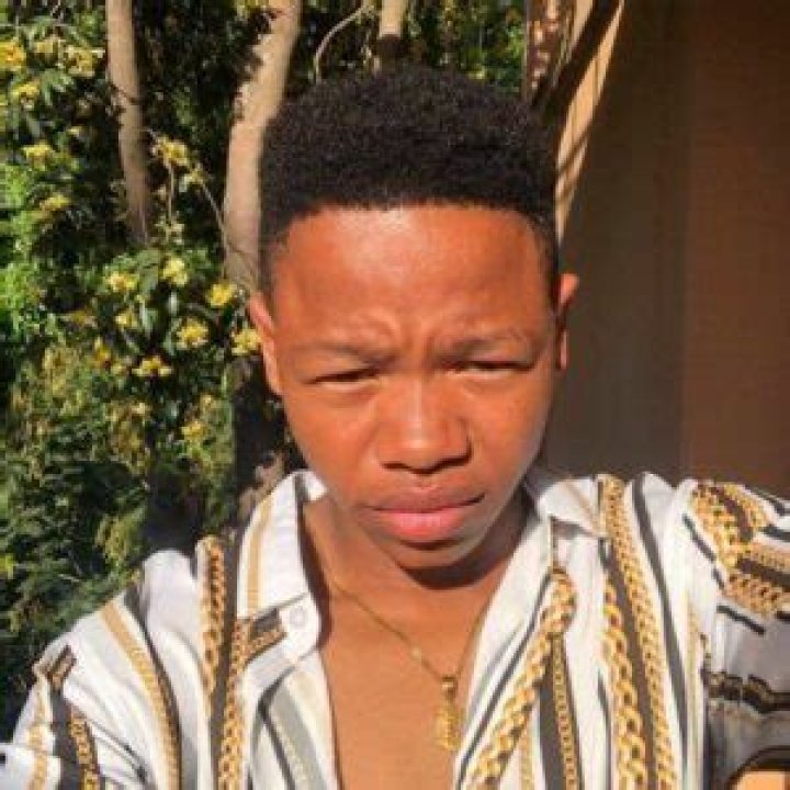 Ghost Hlubi – Wiki, Age, Girlfriend, Ethnicity, Net Worth, Height, Career