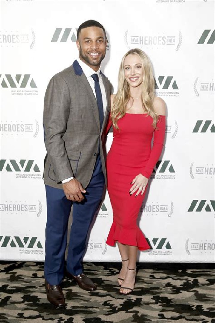 Golden Tate – Biography, Married, Wife, Height, Weight, Body Net Worth