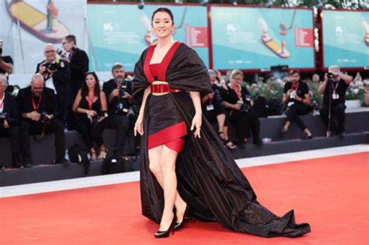 Gong Li Net Worth, Age, Height, Bio, Birthday, Wiki!