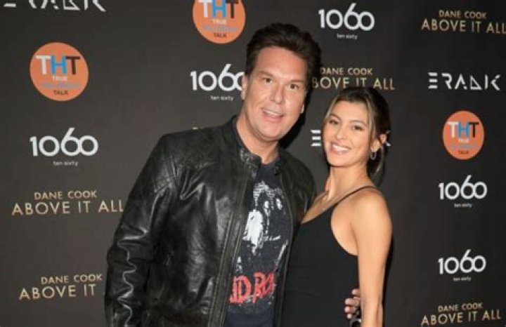 Good Luck Chuck Star Dane Cook Got Engaged To Kelsi Taylor