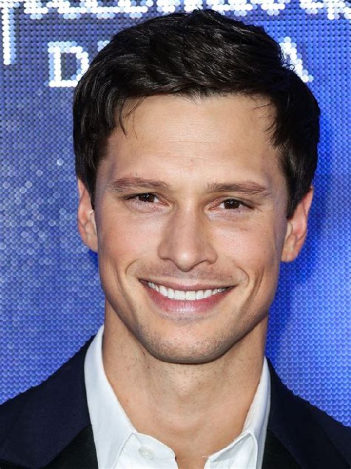 Greg Hovanessian Age, Birthday, Wife, Wiki, Height, Girlfriend, Parents