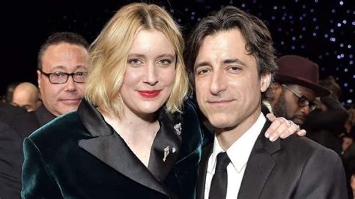 Greta Gerwig: Boyfriend, net worth, tattoos, smoking & body measurements