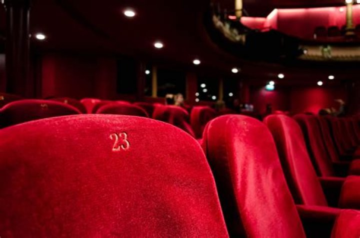 Guide To The Best Seats To Sit In At The Theatre