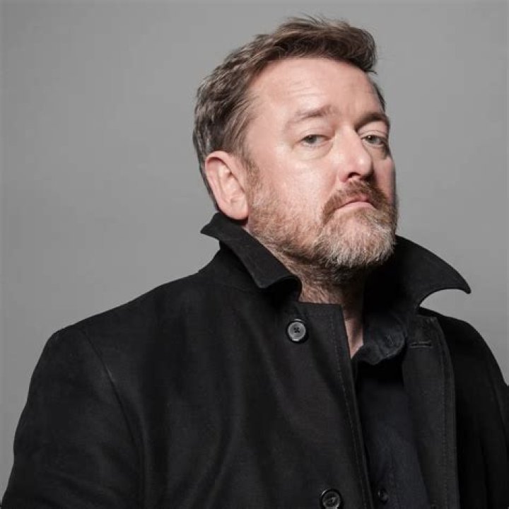 Guy Garvey Biography: Age, Net Worth, Instagram, Spouse, Height, Wiki, Parents, Siblings, Children, Songs