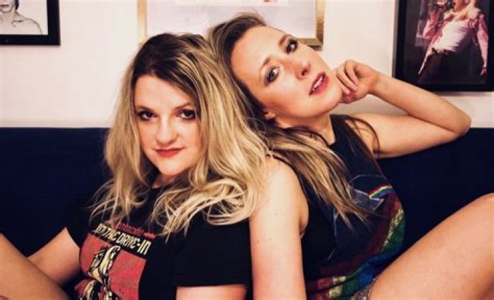 Guyville Shares Witty New Single "Boys + Girls W Guitars"