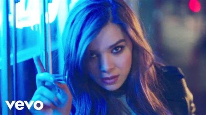 Hailee Steinfeld Announces Song Featuring DNCE