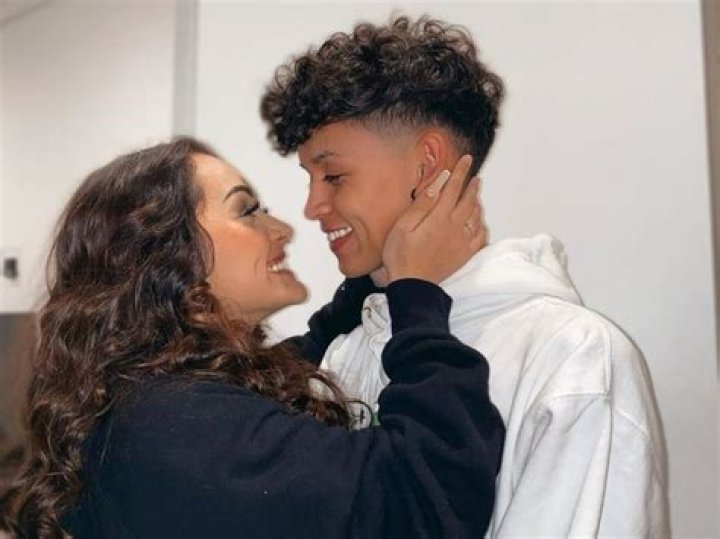 Hailey Orona- Age, Height, Boyfriend, Net Worth, Nationality