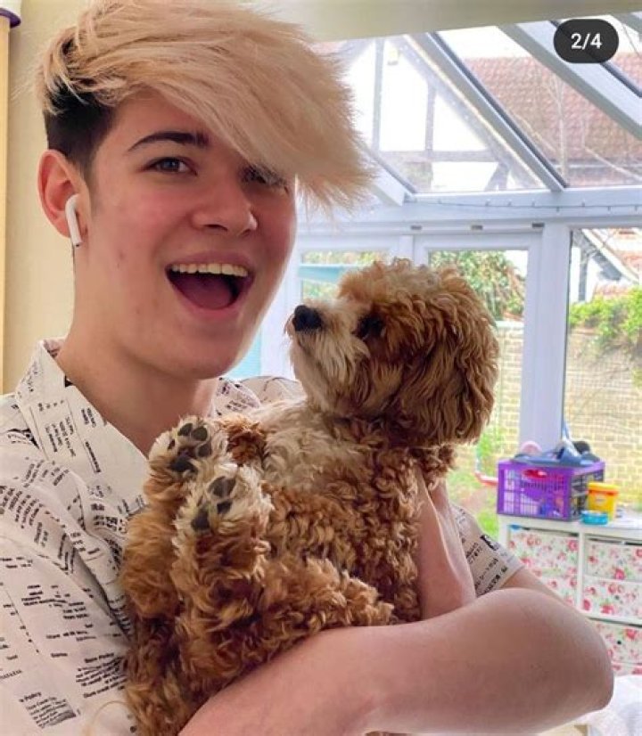 Harvey Mills’s Boyfriend: Who is Harvey Mills Dating?