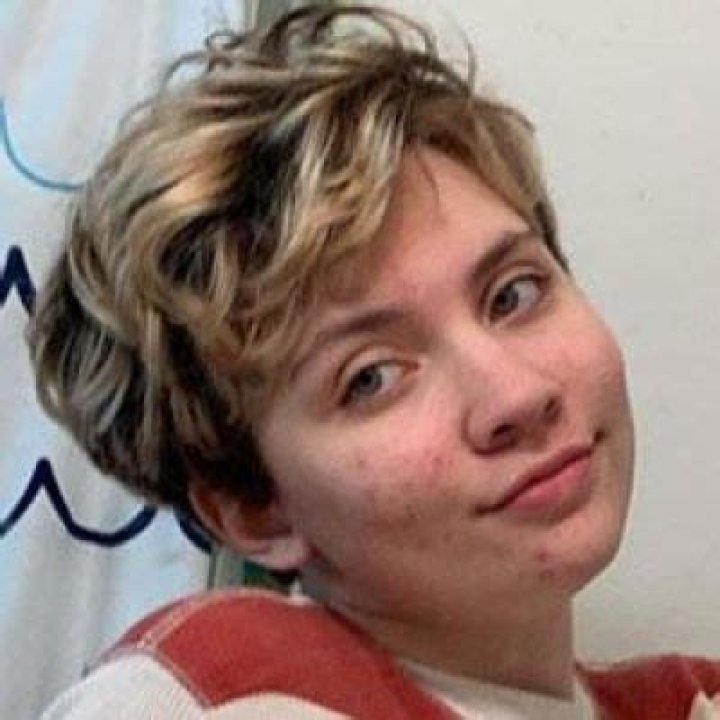 Hateshack- Age, Height, Net Worth, Girlfriend, Career, Nationality