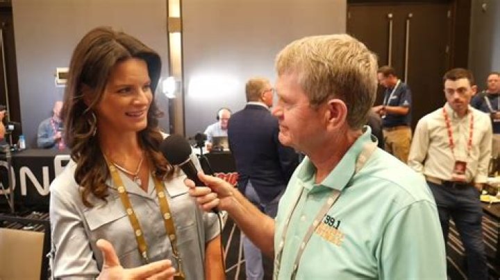 Heather Dinich Age, Wiki, Biography, Wife, Children, Salary, Net Worth, Parents