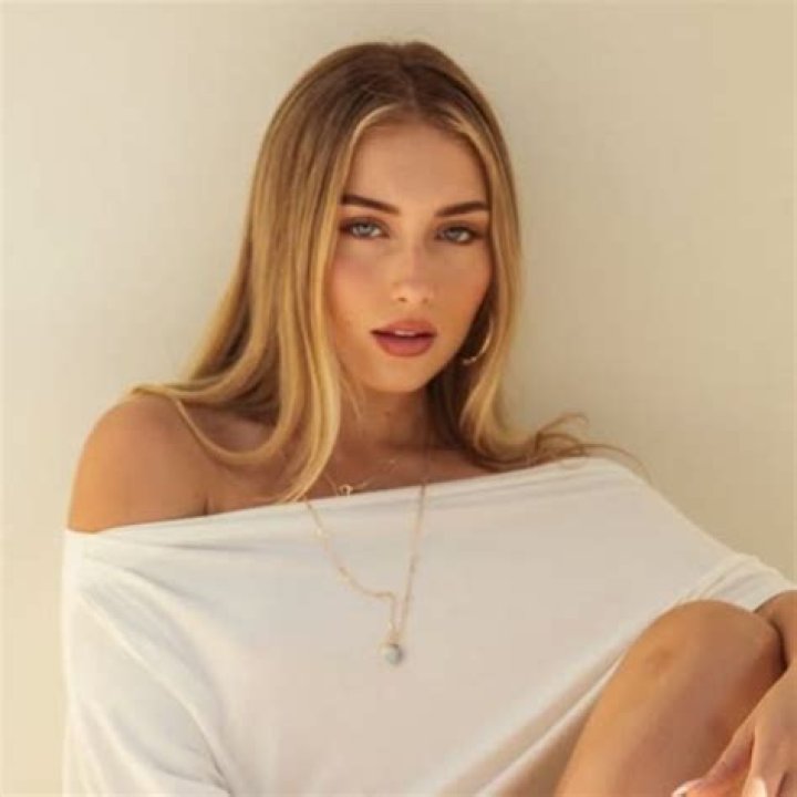 Heloise Net Worth, Age, Height, Bio, Birthday, Wiki!