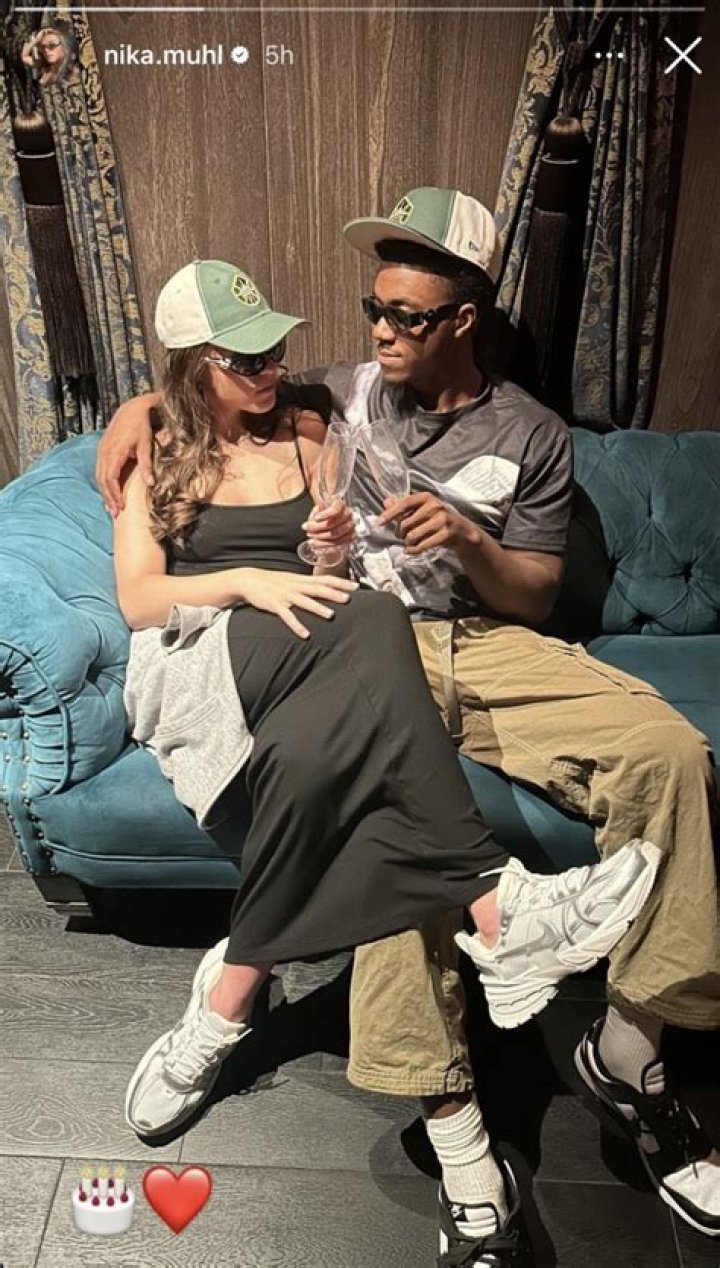 Hey Nika’s Boyfriend: Who is Hey Nika Dating?