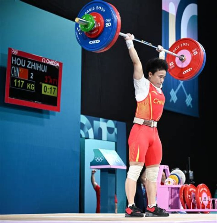 Hou Zhihui Gender Explained: Is The Chinese Weightlifter A Transgender Man?
