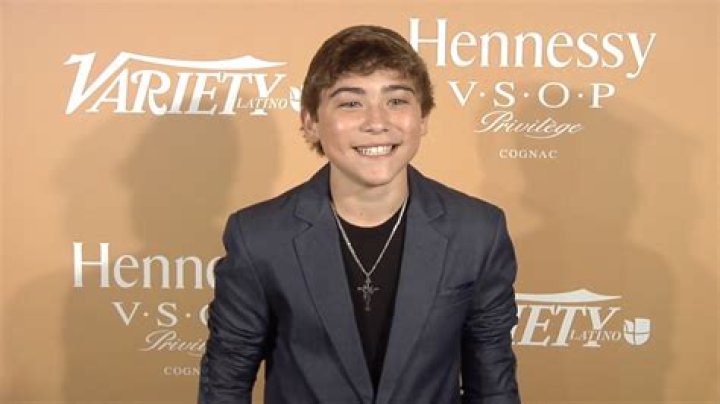 How do I watch Ryan Ochoa on Live.Me?