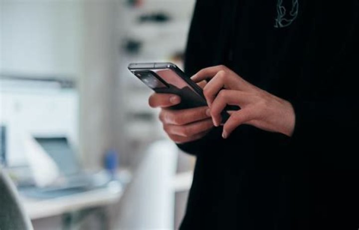 How Mobile Devices Are Transforming the Australian Online Gambling Experience