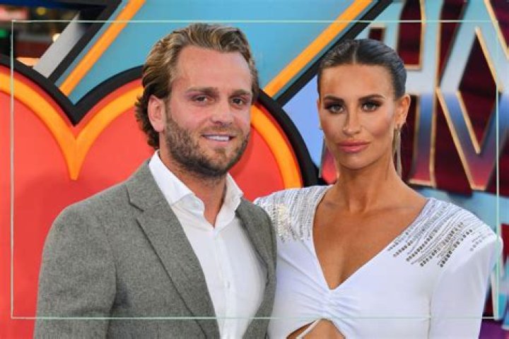 How Much Is Lorri Haines Net Worth, Ferne McCann Boyfriend – Who Is He?