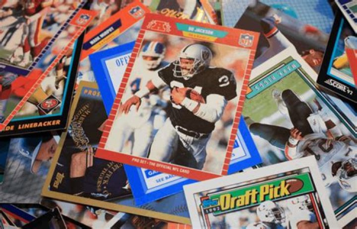 How to become a sports card distributor