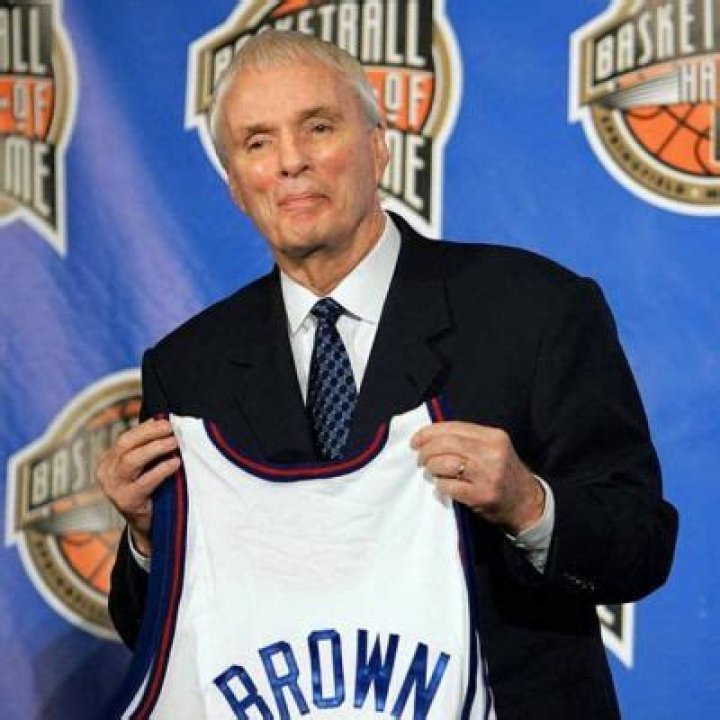 Hubie Brown Net Worth, Age, Height, Bio, Birthday, Wiki!