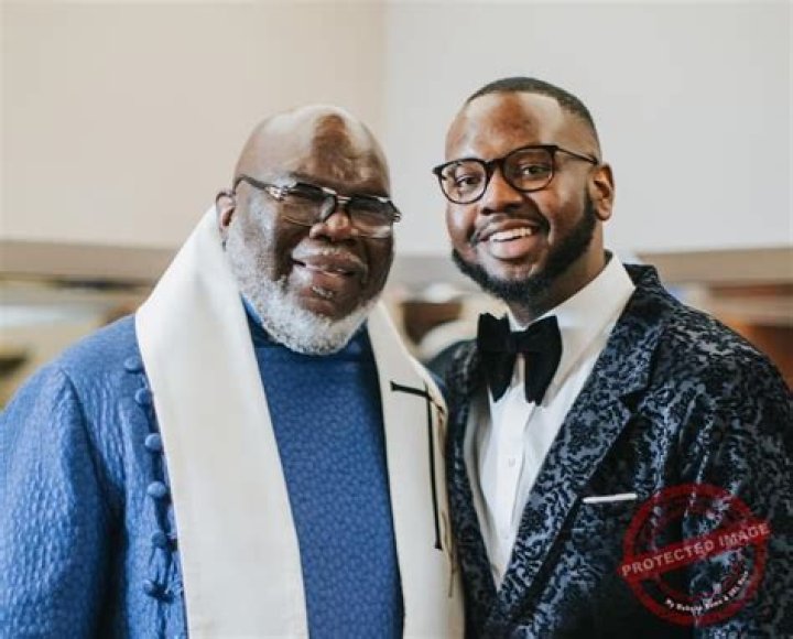 Ian Ziering- Bio, Age, Height, Net Worth, Wife, Marriage